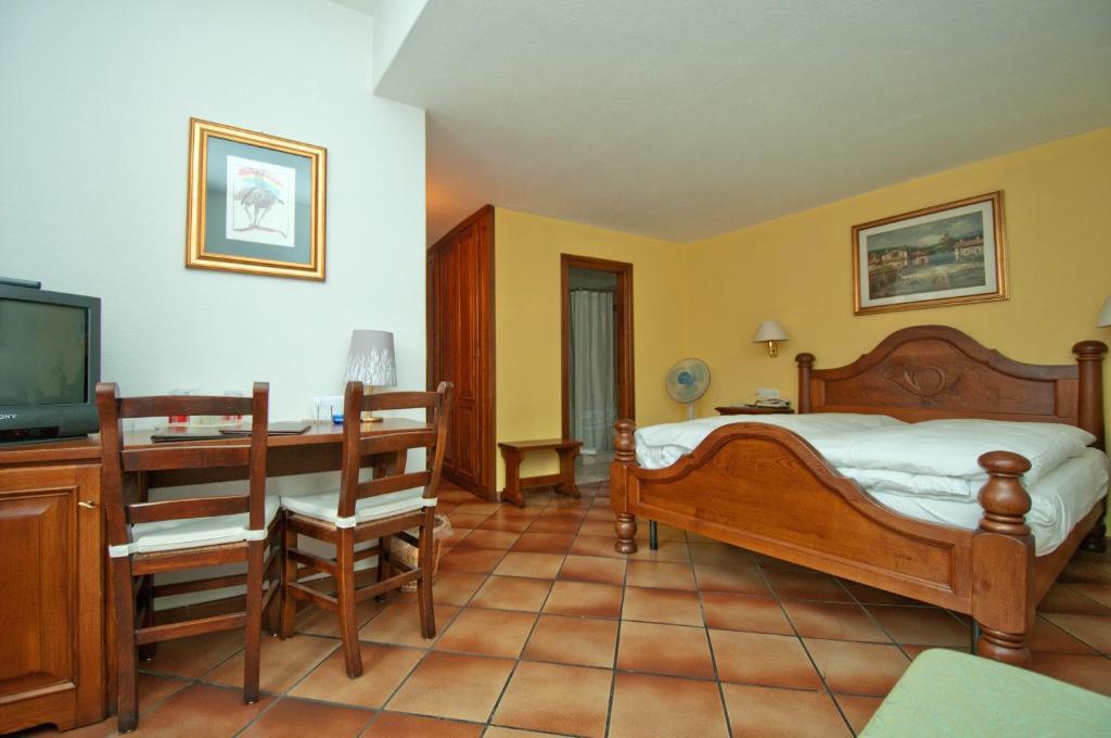 Albergo Ristorante Della Posta Morcote Habitación foto
